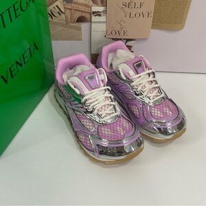 Bottega Veneta 🌸 Sneakers